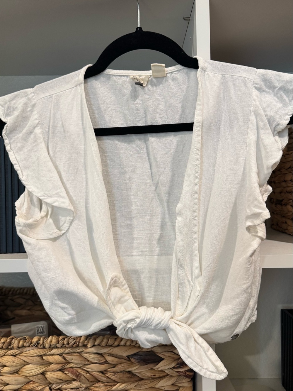 Roxy White Tie-Front Cap Sleeve Crop Top